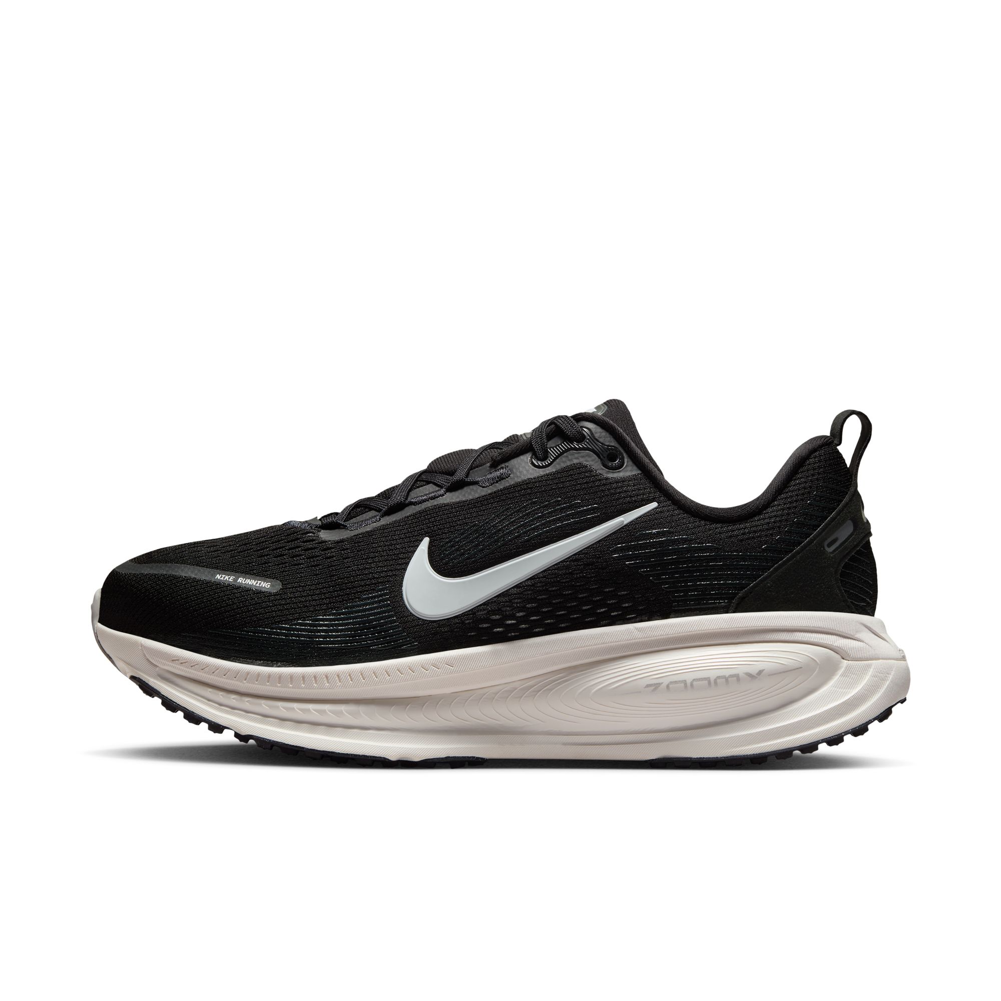 NIKE VOMERO 18