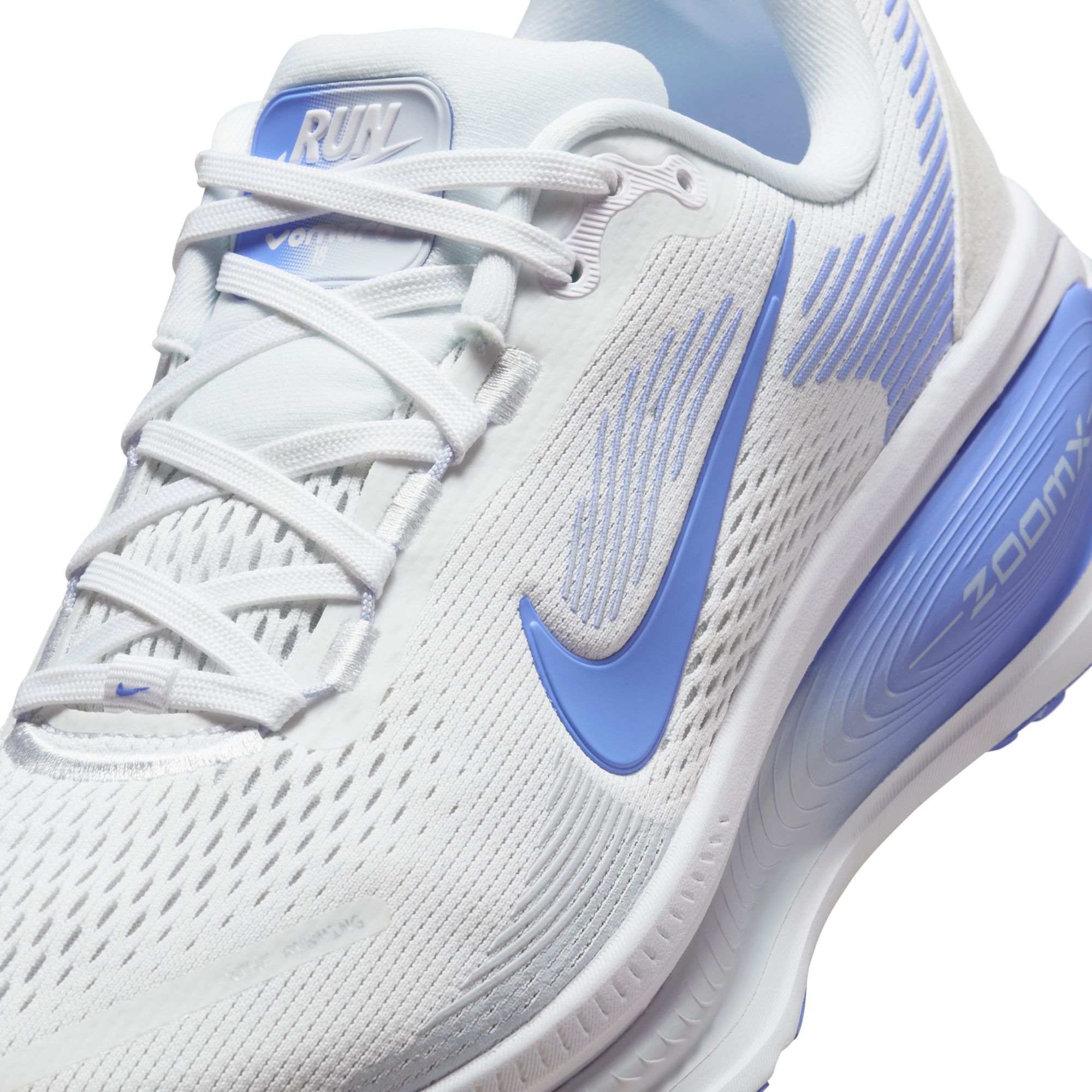 W NIKE VOMERO 18 image number null