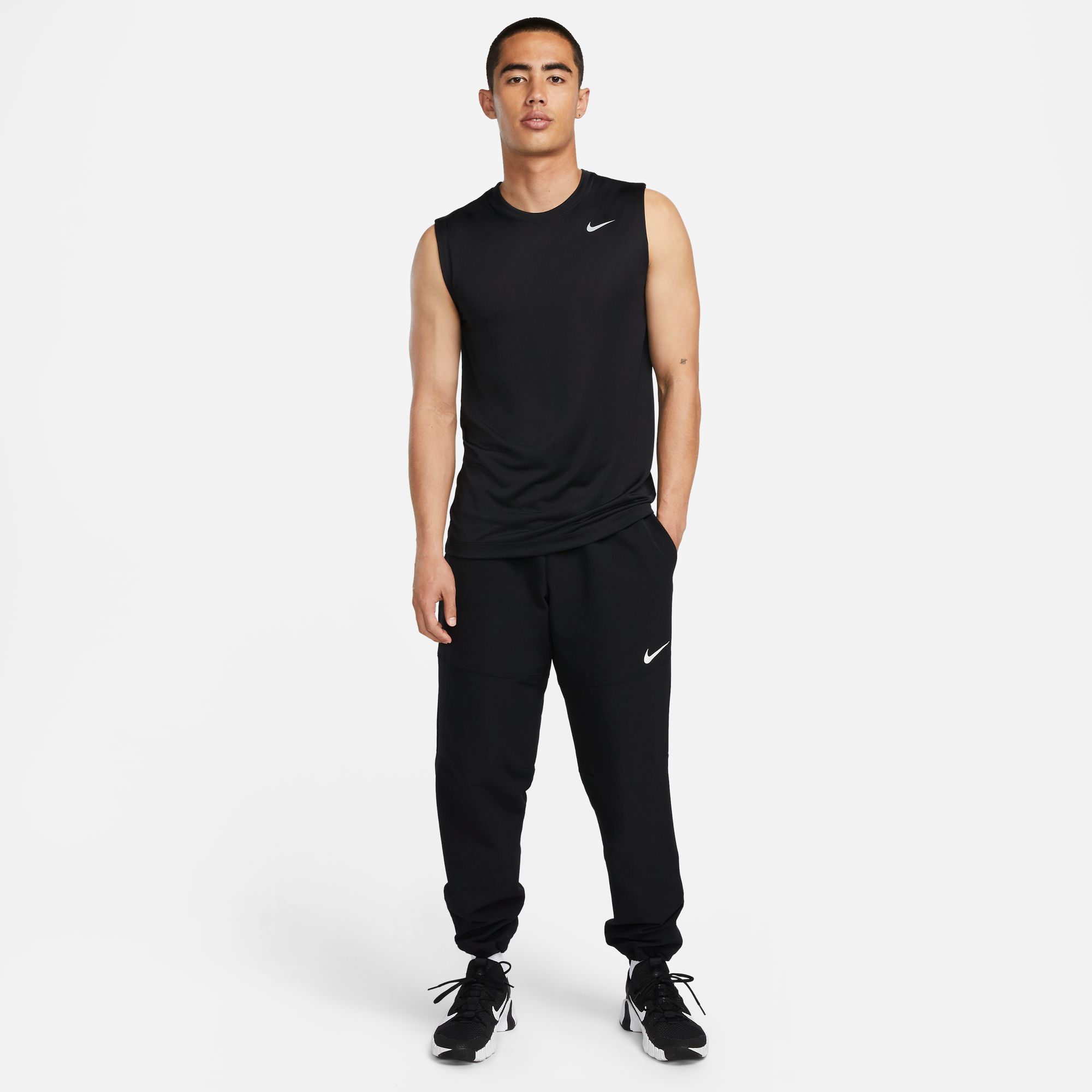 Nike Dri-FIT Legend image number null