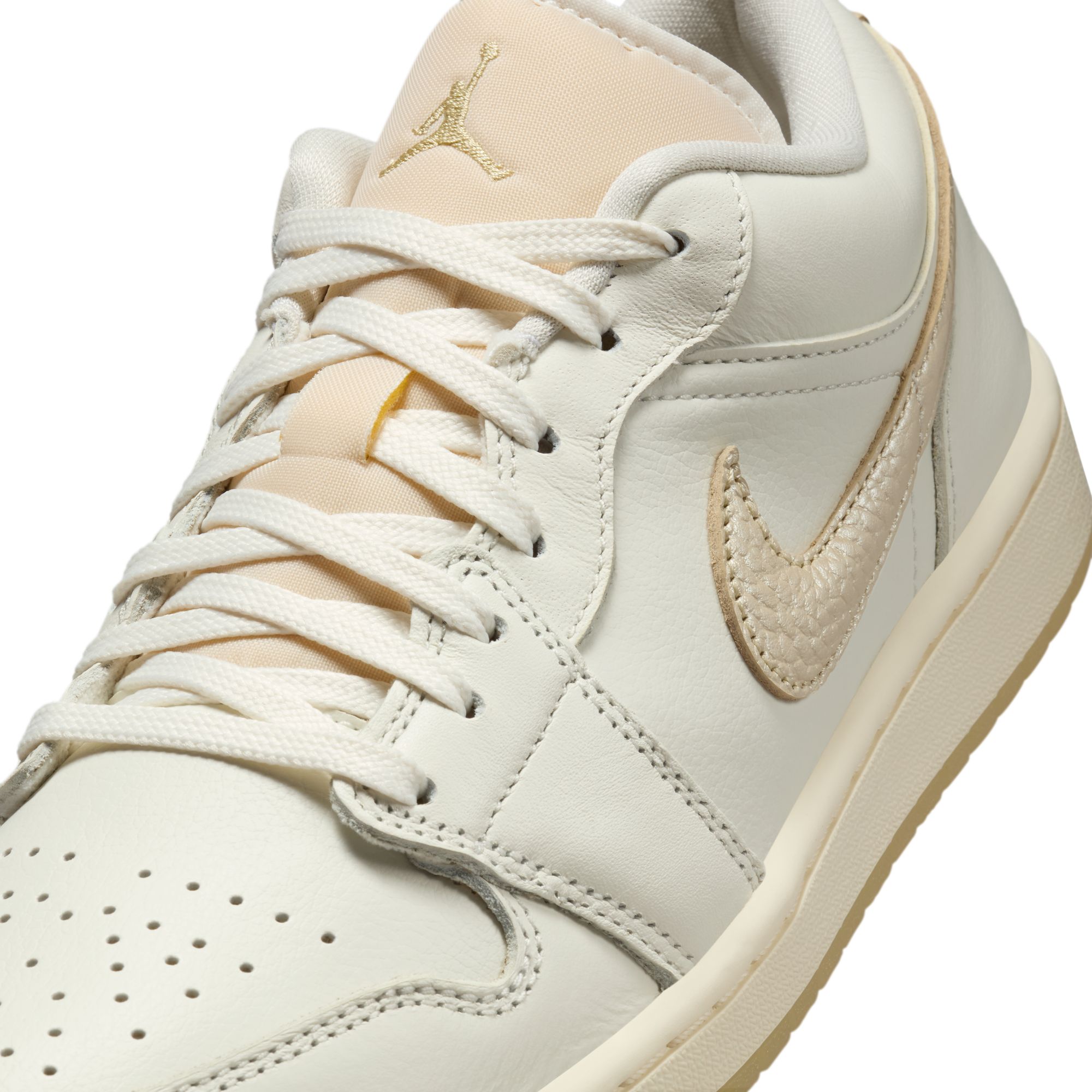 WMNS AIR JORDAN 1 LOW SE image number null